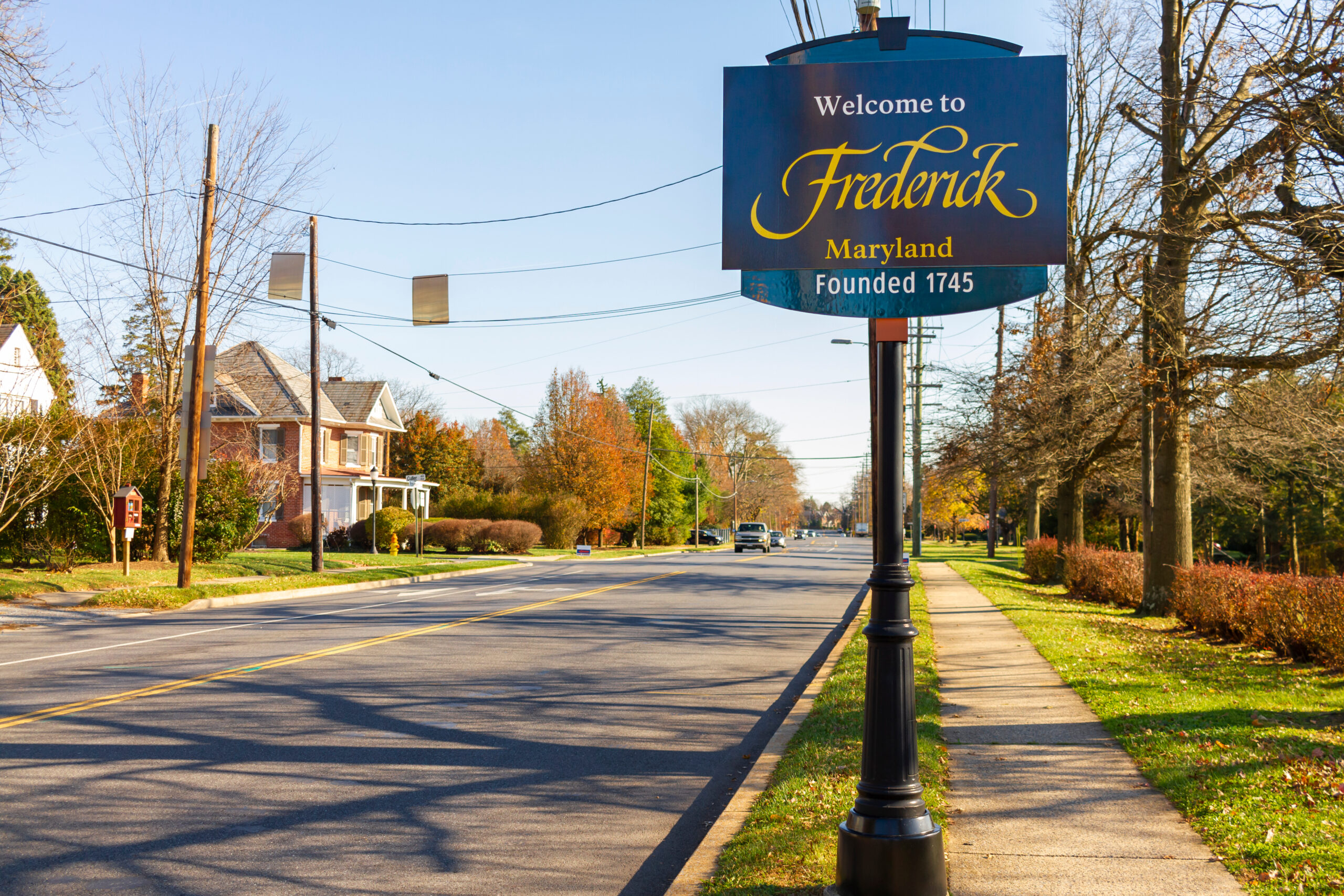 A road sign welcoming people into Frederick MD